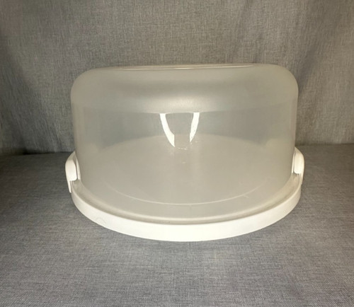 Cake carrier with locking - carrier,